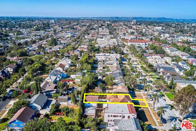 830 S Norton Avenue, Los Angeles, CA 90005