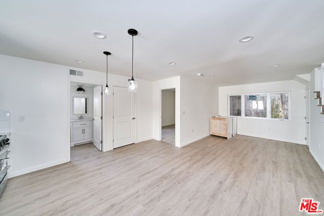 830 S Norton Avenue, Los Angeles, CA 90005