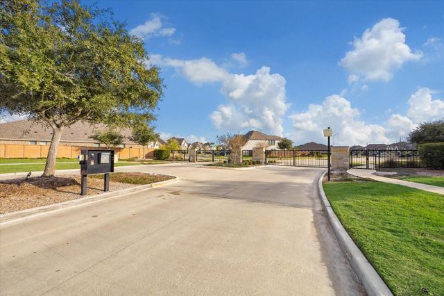 9823 Chapman Trail, Manvel, TX 77578