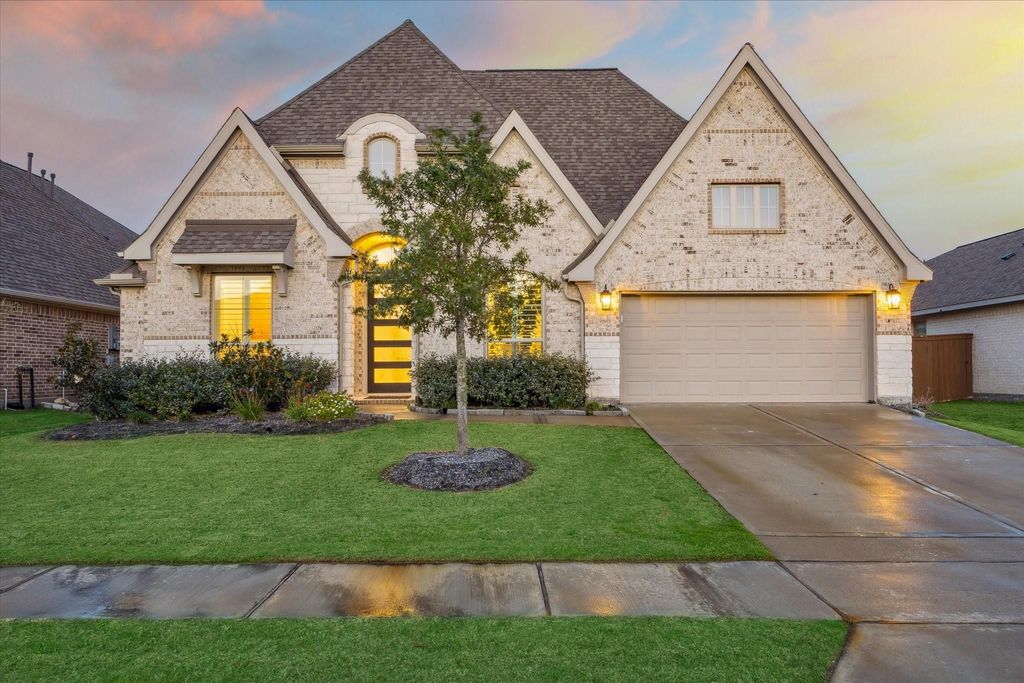9823 Chapman Trail, Manvel, TX 77578