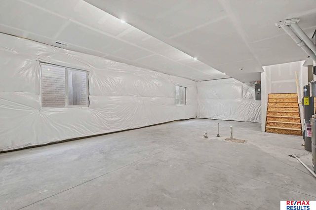 20513 Swallowtail Street, Gretna, NE 68028