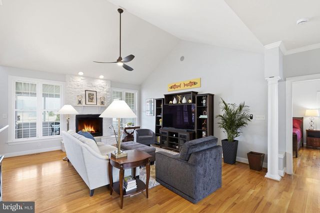 140 CAHILLE DR, Winchester, VA 22602