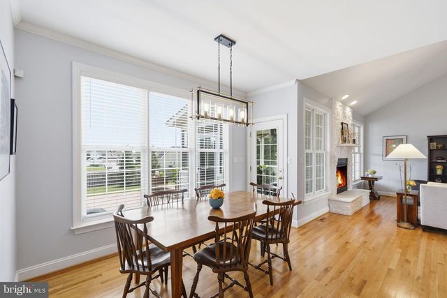 140 CAHILLE DR, Winchester, VA 22602