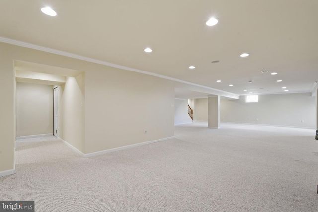 140 CAHILLE DR, Winchester, VA 22602