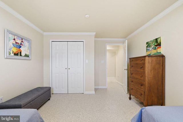 140 CAHILLE DR, Winchester, VA 22602