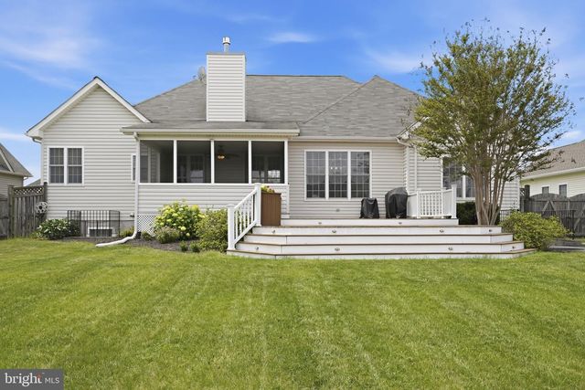 140 CAHILLE DR, Winchester, VA 22602