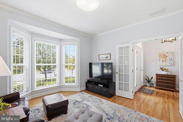 140 CAHILLE DR, Winchester, VA 22602
