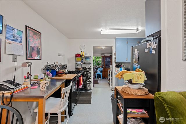 973 US Highway 101, Cosmopolis, WA 98537