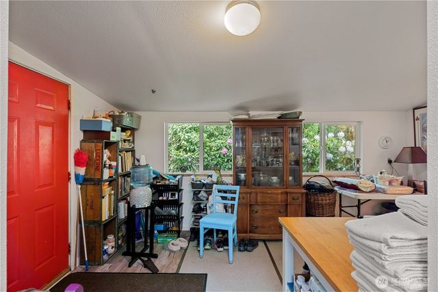 973 US Highway 101, Cosmopolis, WA 98537