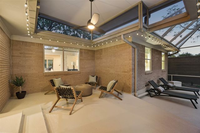 8871 Liptonshire Drive, Dallas, TX 75238