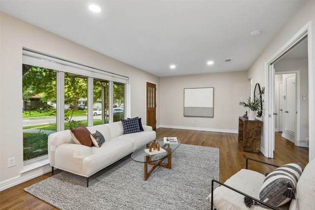 8871 Liptonshire Drive, Dallas, TX 75238