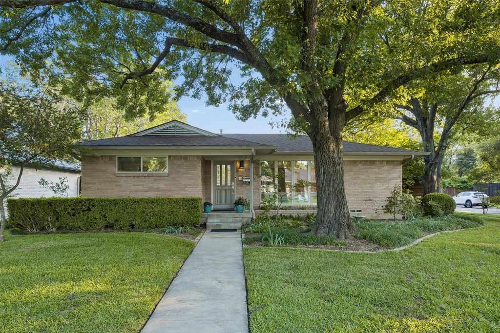 8871 Liptonshire Drive, Dallas, TX 75238