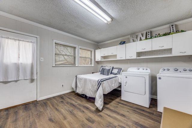 308 N Bois D Arc Street, Savoy, TX 75479