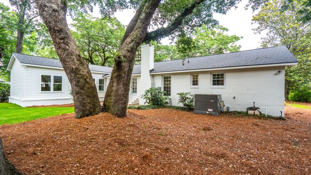 1389 Parkshore Drive, Charleston, SC 29407
