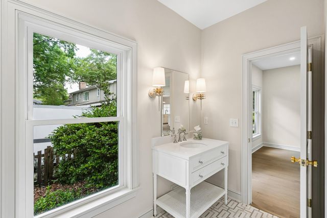 1389 Parkshore Drive, Charleston, SC 29407