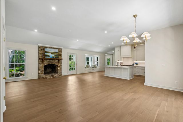 1389 Parkshore Drive, Charleston, SC 29407