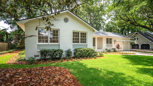 1389 Parkshore Drive, Charleston, SC 29407