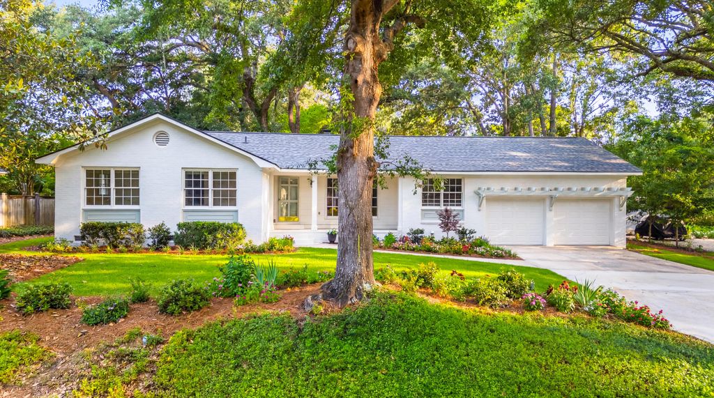 1389 Parkshore Drive, Charleston, SC 29407