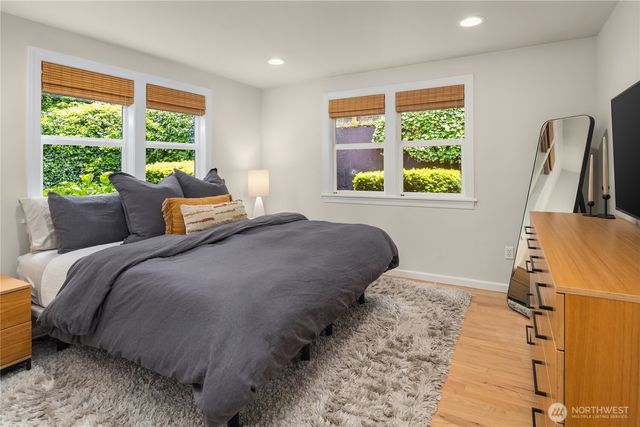 717 W Cremona Street, Seattle, WA 98119