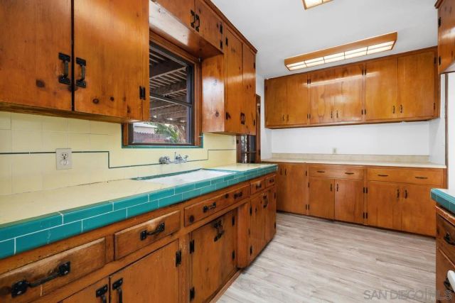1269-75 second ave, Chula Vista, CA 91911