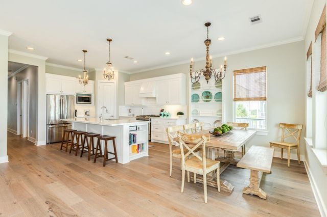 3802 Sea Urchin, Galveston, TX 77554
