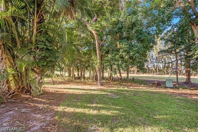 499 Forest Lakes BLVD 105, Naples, FL 34105