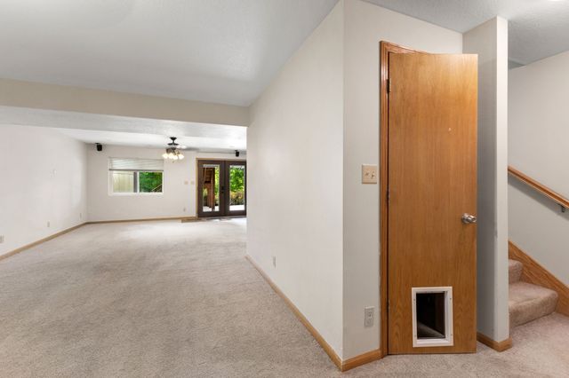 904 NE Otter Ridge Circle, Ankeny, IA 50021