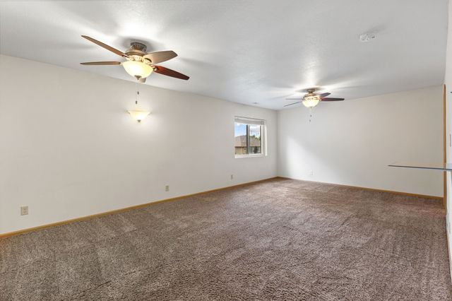 904 NE Otter Ridge Circle, Ankeny, IA 50021