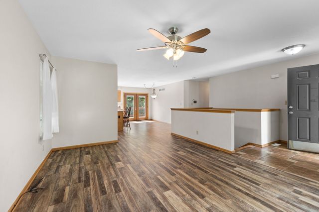 904 NE Otter Ridge Circle, Ankeny, IA 50021