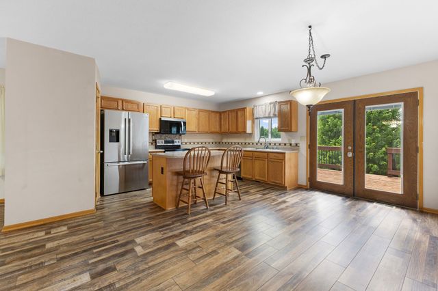 904 NE Otter Ridge Circle, Ankeny, IA 50021