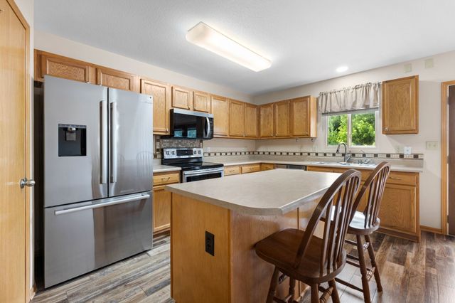 904 NE Otter Ridge Circle, Ankeny, IA 50021