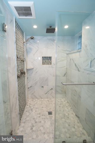 8734 FRONTENAC ST, Philadelphia, PA 19152