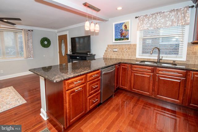 8734 FRONTENAC ST, Philadelphia, PA 19152