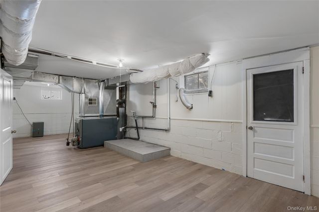 220 County Road 21, Barryville, NY 12719