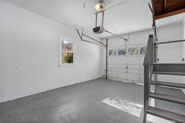 220 County Road 21, Barryville, NY 12719