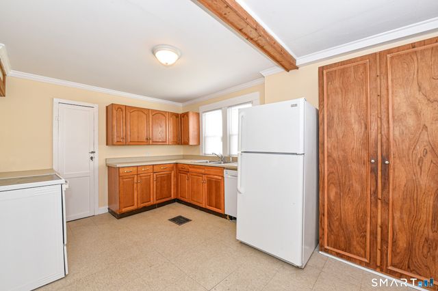 6 Springdale Street, Milford, CT 06460