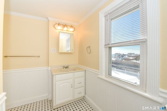 6 Springdale Street, Milford, CT 06460