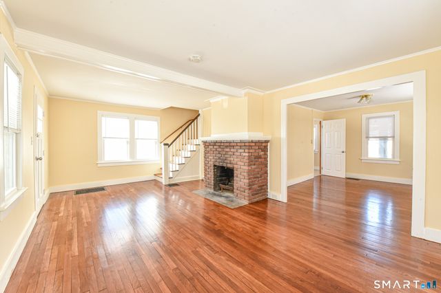 6 Springdale Street, Milford, CT 06460