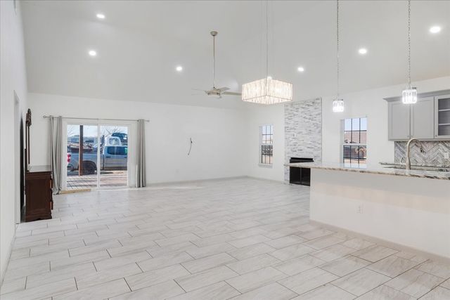 920 Oil Mill Road, Van Alstyne, TX 75495