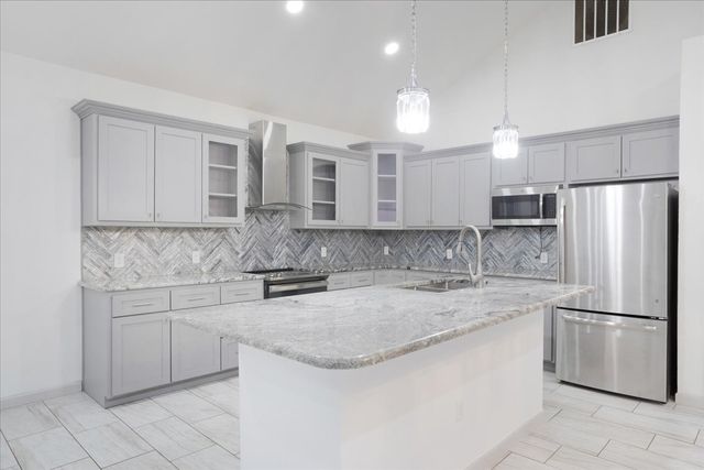 920 Oil Mill Road, Van Alstyne, TX 75495