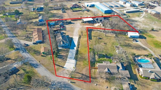 920 Oil Mill Road, Van Alstyne, TX 75495