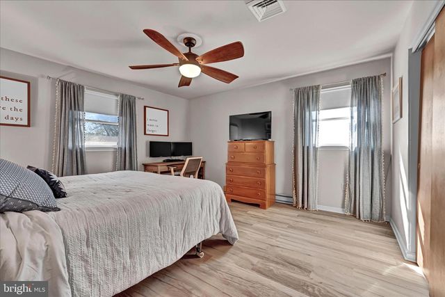 28 MAPLE LN, Myerstown, PA 17067