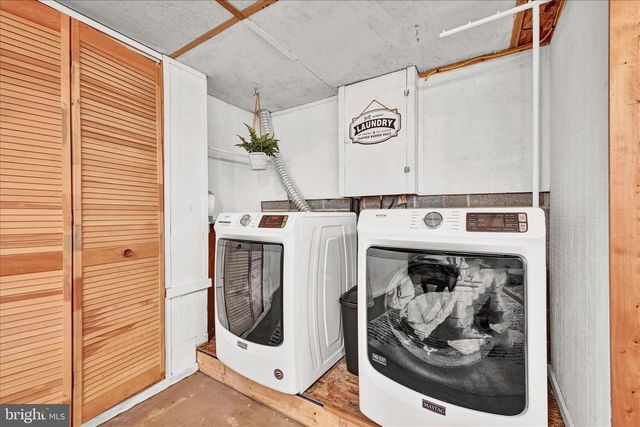 28 MAPLE LN, Myerstown, PA 17067