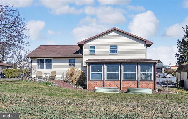 28 MAPLE LN, Myerstown, PA 17067