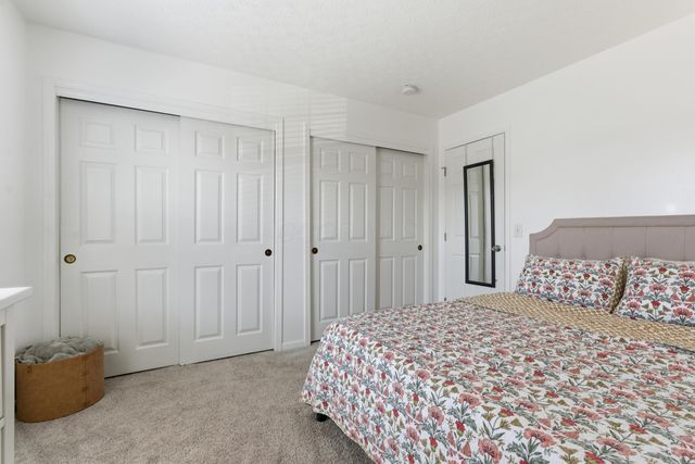 6014 Brice Park Drive, 17B, Canal Winchester, OH 43110