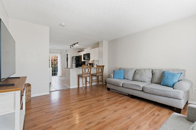 6014 Brice Park Drive, 17B, Canal Winchester, OH 43110