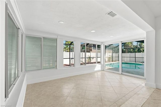193 Hibiscus DR, Fort Myers Beach, FL 33931