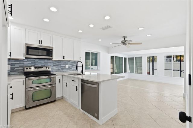 193 Hibiscus DR, Fort Myers Beach, FL 33931
