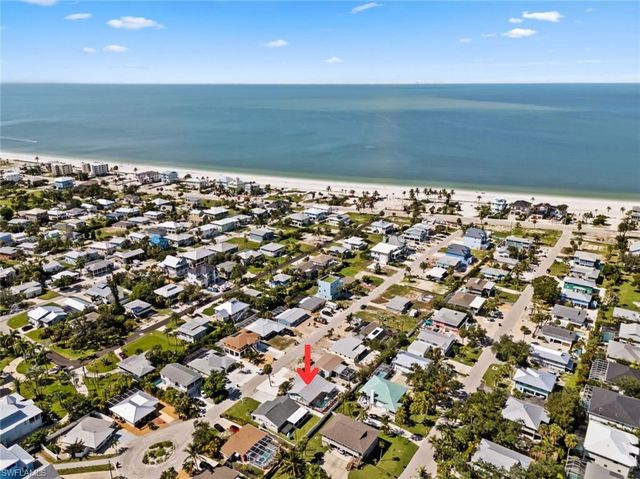 193 Hibiscus DR, Fort Myers Beach, FL 33931