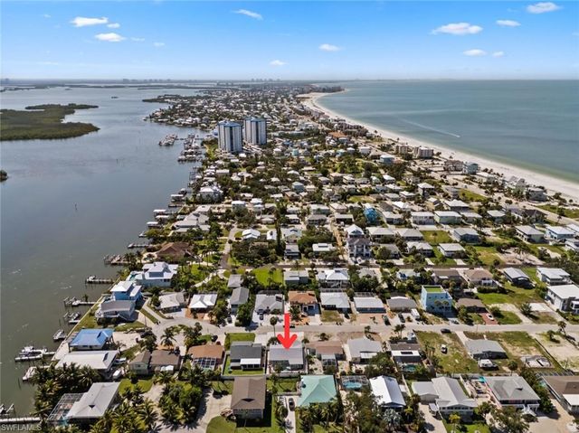 193 Hibiscus DR, Fort Myers Beach, FL 33931